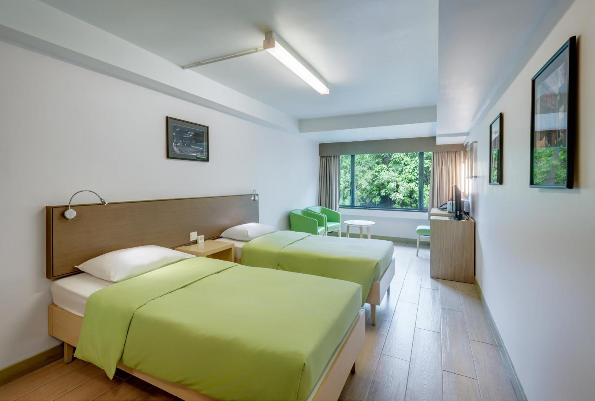 Twin Room,632911035:JPEG