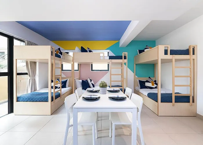 Solar Villas Tsuen Wan 